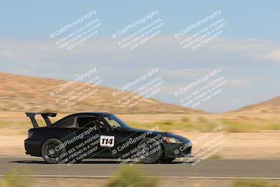 media/Oct-09-2022-Extreme Speed (Sun) [[a34e269be1]]/1-Red/session 2 turn 11/